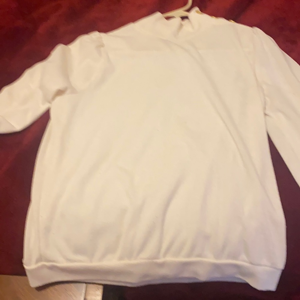 Banana republic beige top nice to wear in fall winter